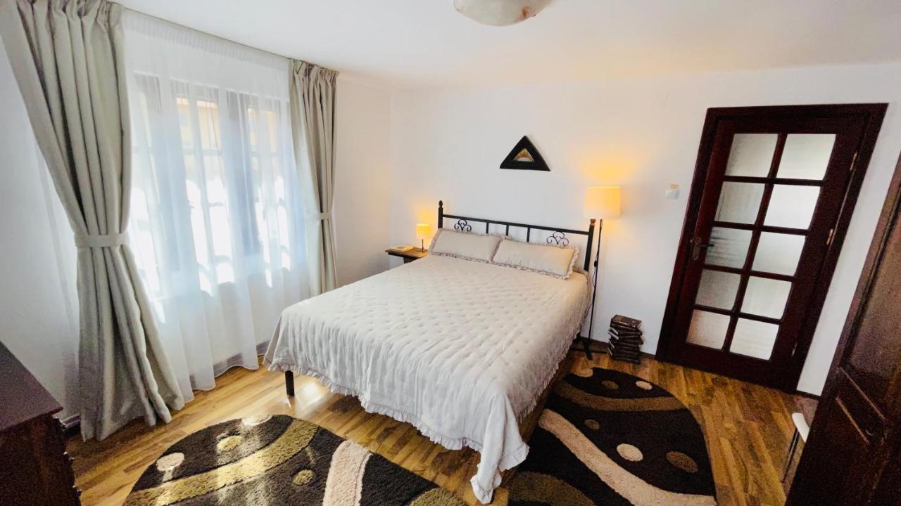 Апартаменты Leto House Тыргу-Жиу Экстерьер фото